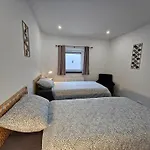 Aparthotel Trazegnies 3*