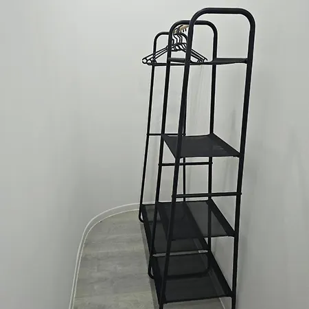 Trazegnies מלון דירות 3*