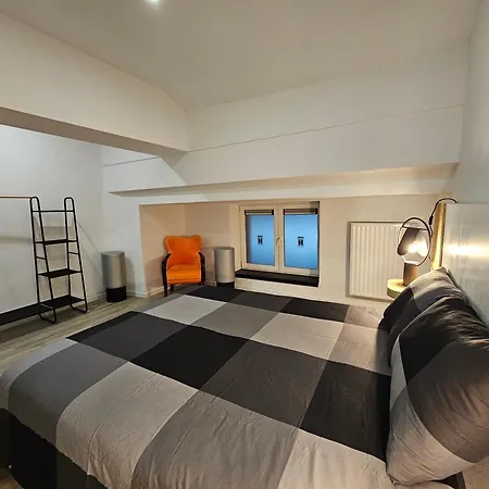 Trazegnies Aparthotel *