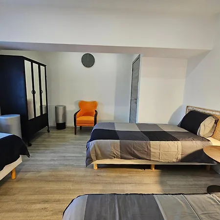 Trazegnies Aparthotel