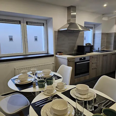 מלון דירות Trazegnies Courcelles