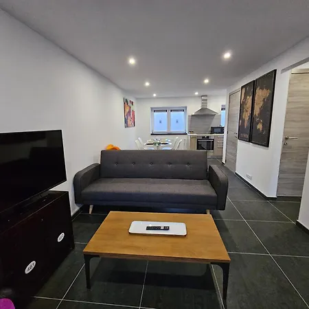 Trazegnies Aparthotel