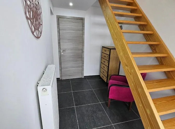 Trazegnies Ξενοδοχείο με διαμερίσματα 3*